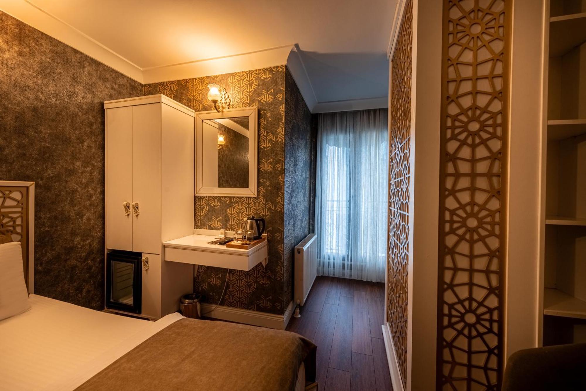 Golden Dream Otel อิสตันบูล ภายนอก รูปภาพ